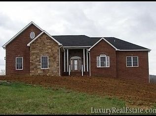 432 Burnett Station Rd, Seymour, TN 37865