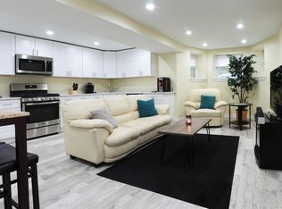 3824 N Kenmore Ave #G, Chicago, IL 60613