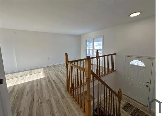225 McKool Ave — Photo 10