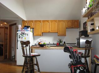322 Boston Ave APT 4, Medford, MA 02155