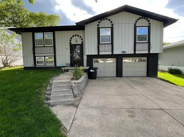 1706 N 107th Ave, Omaha, NE 68114