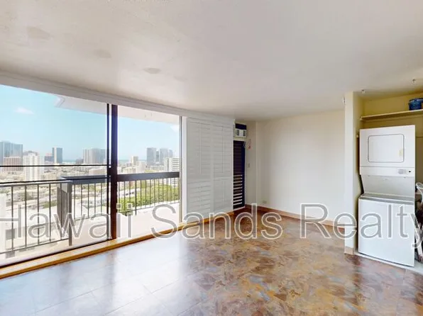 1560 Thurston Ave APT 801, Honolulu, HI 96822