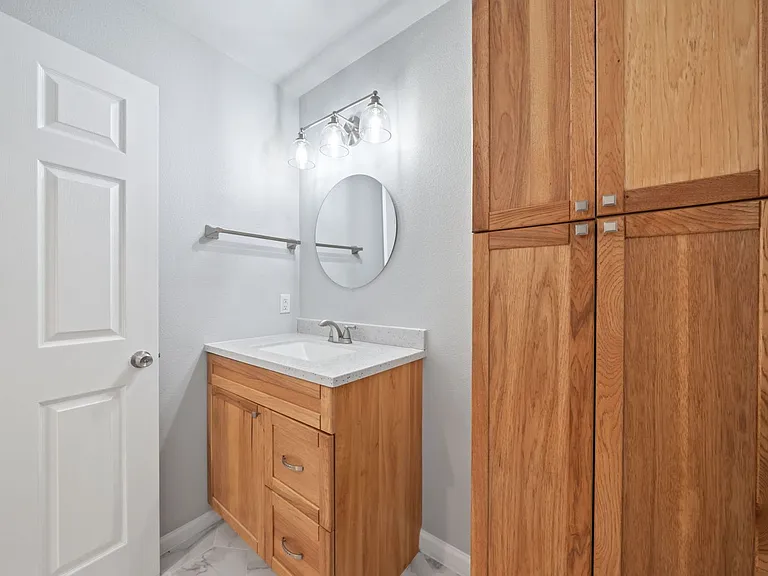 4612 Bennett Avenue — Photo 40