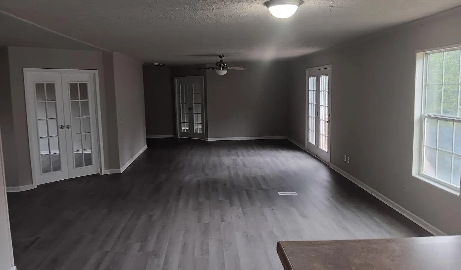 3 bed, 2140 sqft, $2,000 — Photo 2