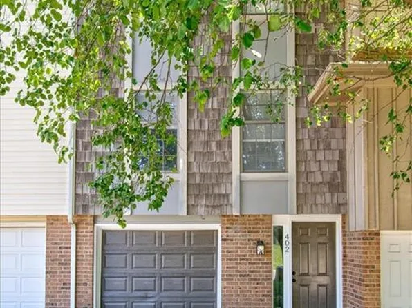 402 NW 3rd St, Blue Springs, MO 64014