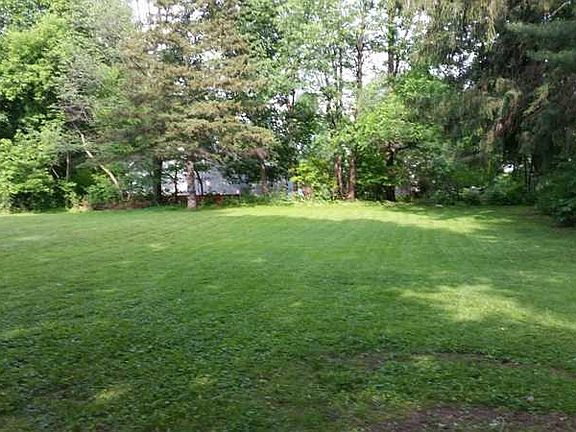 4th image of 274 Walnut St