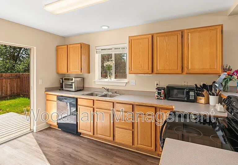 306 Golden Valley Dr — Photo 11