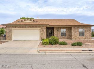 727 Mesa Point Rd, Las Cruces, NM 88011