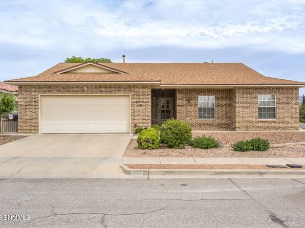 727 Mesa Point Rd, Las Cruces, NM 88011