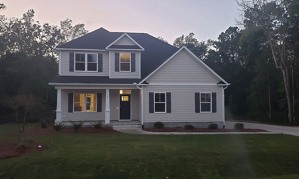 2nd image of 40 Mason Ct
