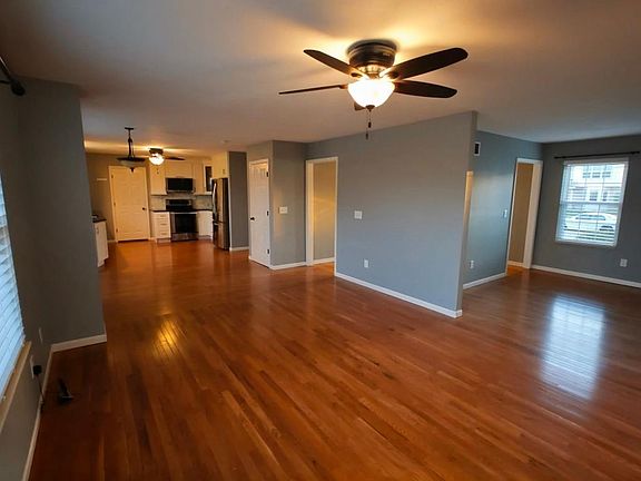 5th image of 3657 Charfield Ln