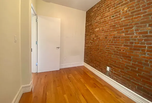 Rented by Living New York | media 9