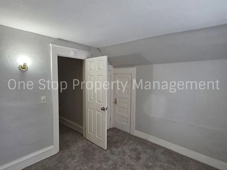 5901 Lexington Ave — Photo 18