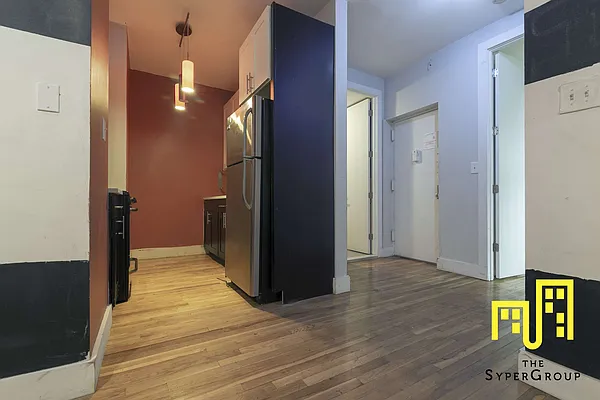 Rented by The Syper Group | media 17
