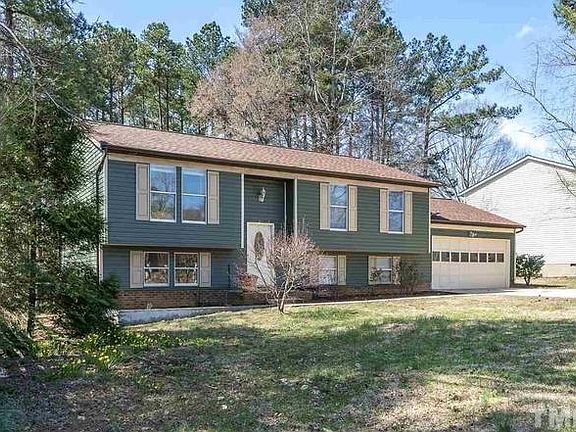 3rd image of 118 Dark Oak Dr