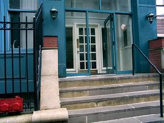 Rented by Douglas Elliman | media 26