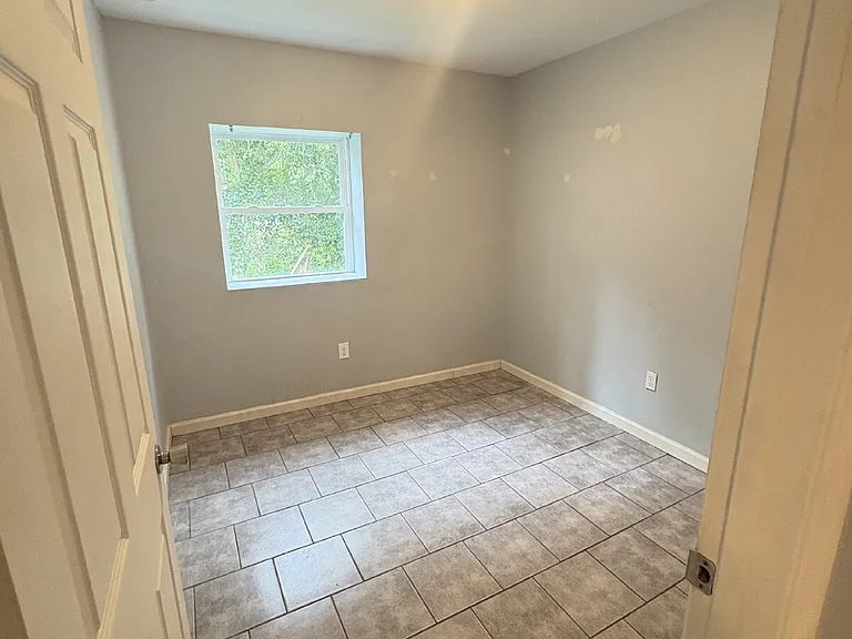 1717 Harris St #2 — Photo 8