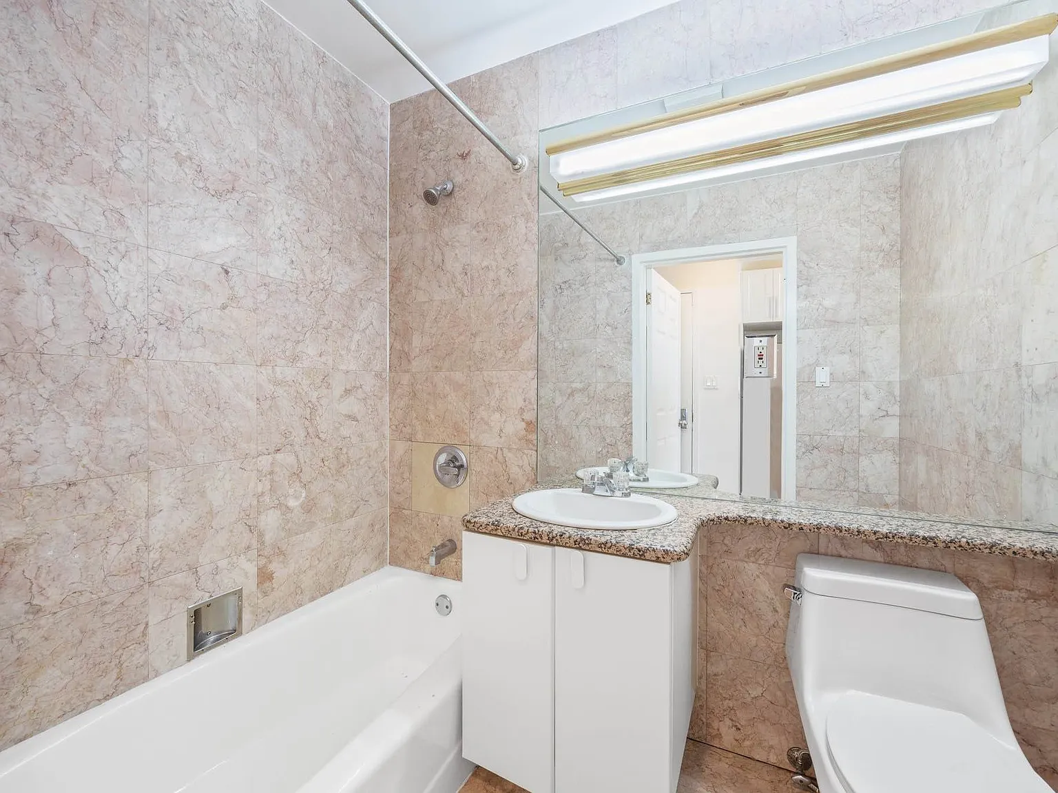 106 Fulton Street — Photo 3