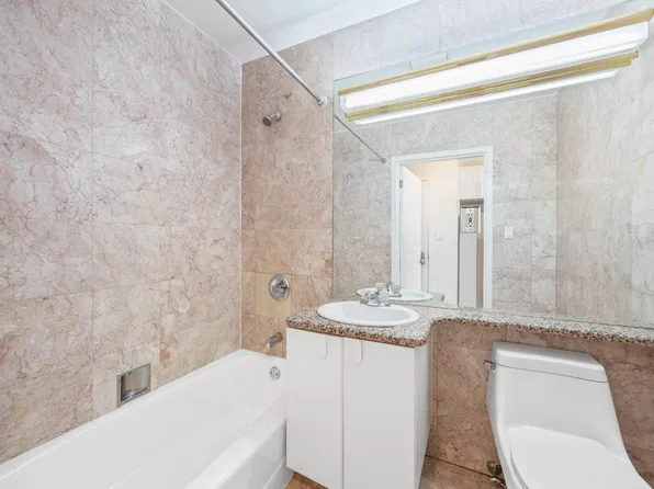 106 Fulton Street 7F image 3 of 5