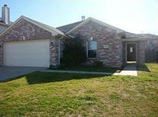 4665 Cool Ridge Ct, Fort Worth, TX 76133