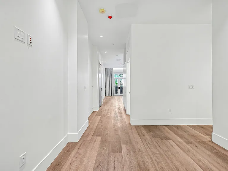 225 E Bayaud Ave — Photo 7