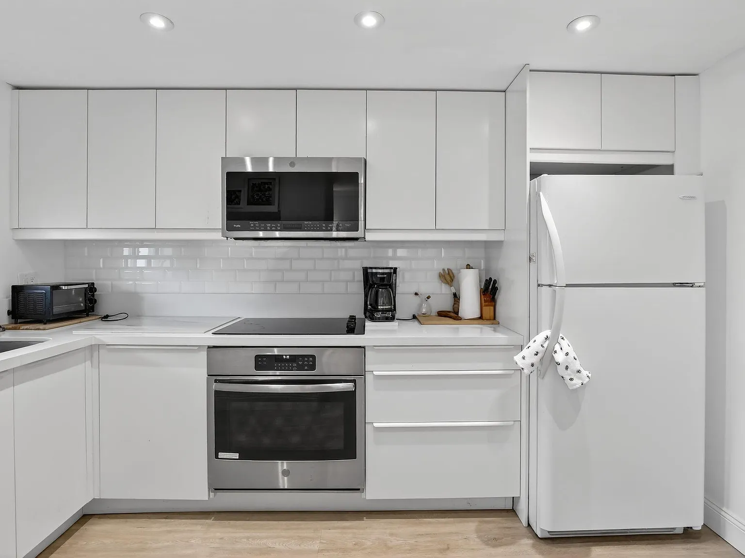 1 bed, 1.5 bath, 900 sqft, $1,700 — Photo 4