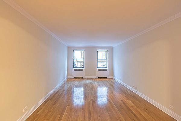 1st image of 8 Gramercy Park S APT 5K