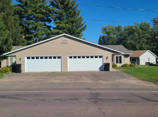216 5th St NW, Clear Lake, WI 54005