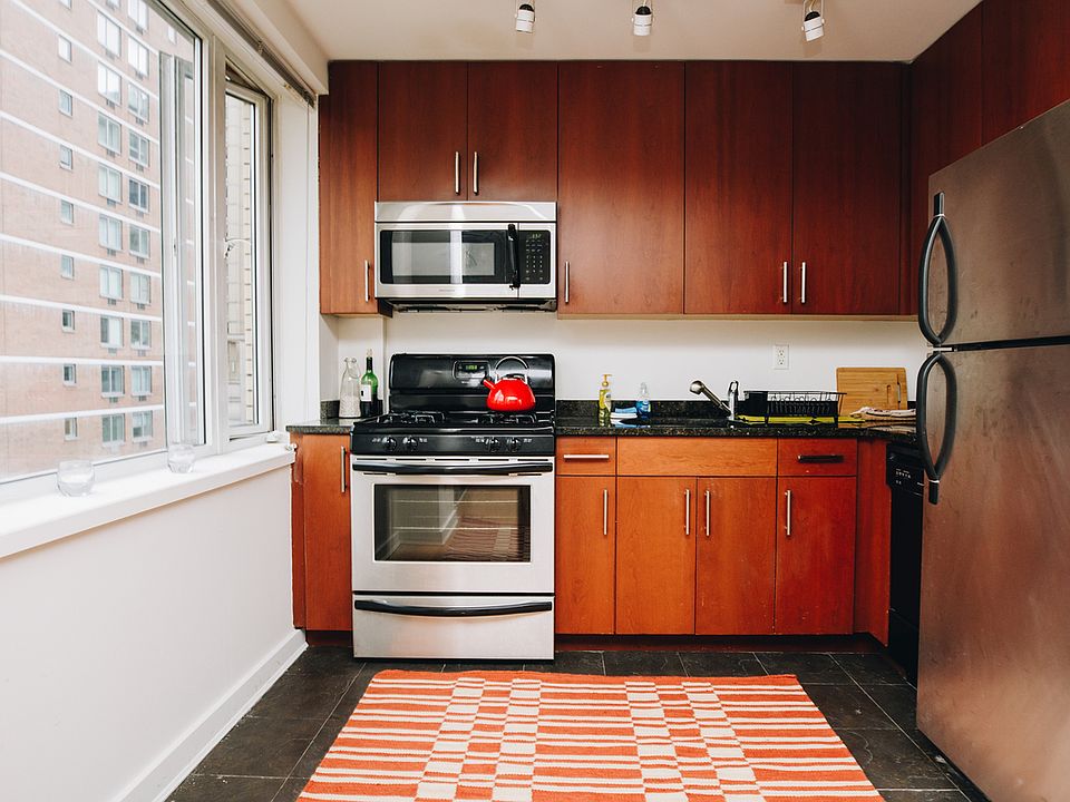 1st image of 312 W 53rd St APT 6B
