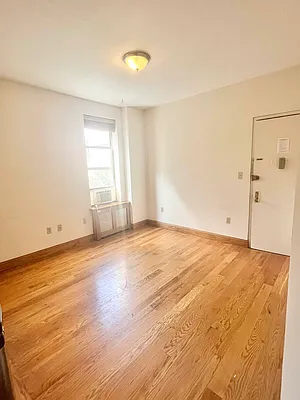 Rented by Oxford Property Group | media 9