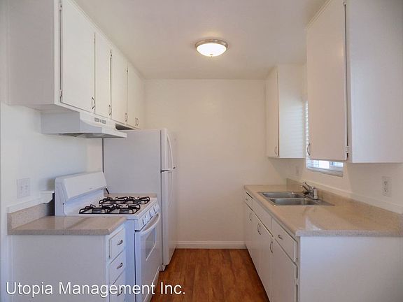 4th image of 2030 S Tremont St APT 14