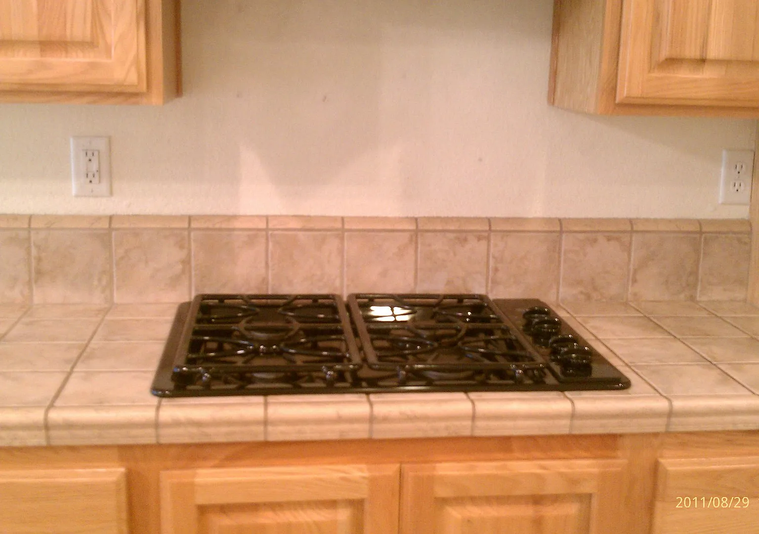 Single Story 1700sqft Rocklin Single Story, 3 bedroom, 2 baths-Gardner, Walking distance shopping — Photo 4