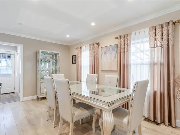 3304 Paraiso Way, La Crescenta, CA 91214