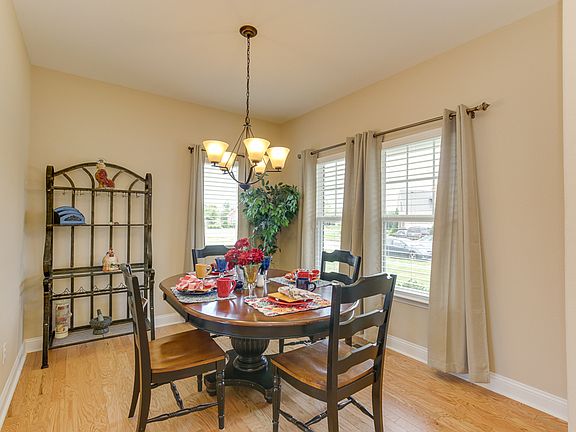 5th image of 3403 Mintonville Point Dr