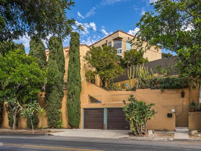 962 N Hoover St, Los Angeles, CA, 90029