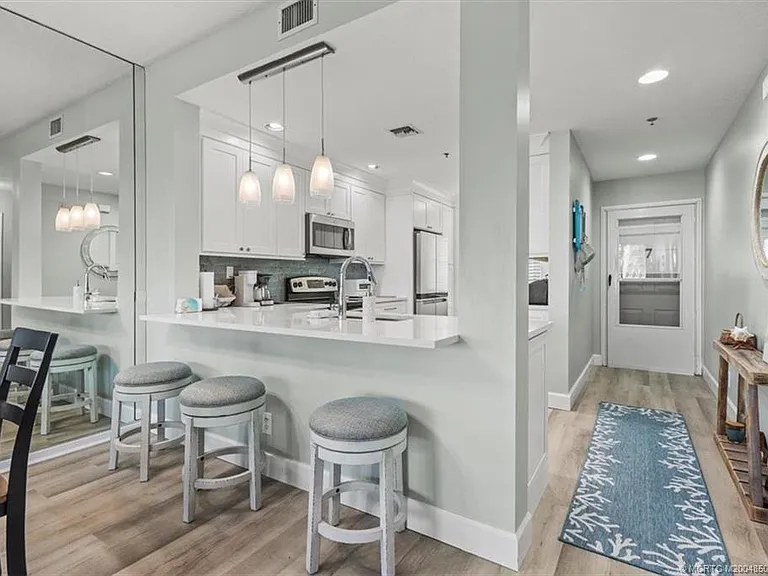 6082 SE Landing Way #7 — Photo 13