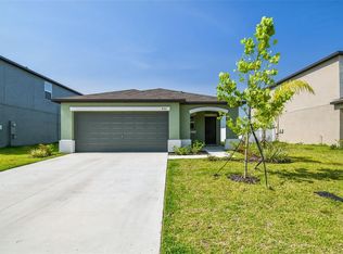 420 Royal Empress Dr, Ruskin, FL 33570