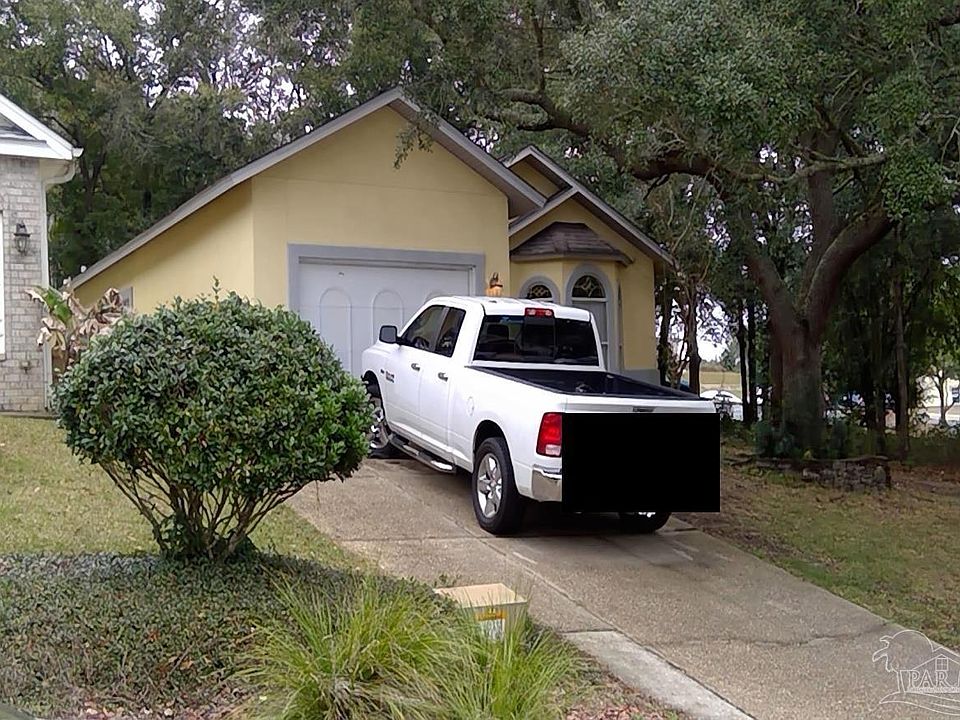 1st image of 5832 Creek Station Dr