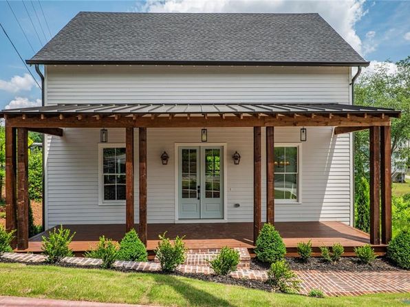 50 Maple St, Roswell, GA 30075