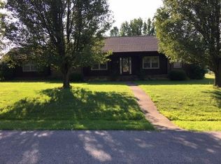 1210 Walnut Dr, Madisonville, KY 42431