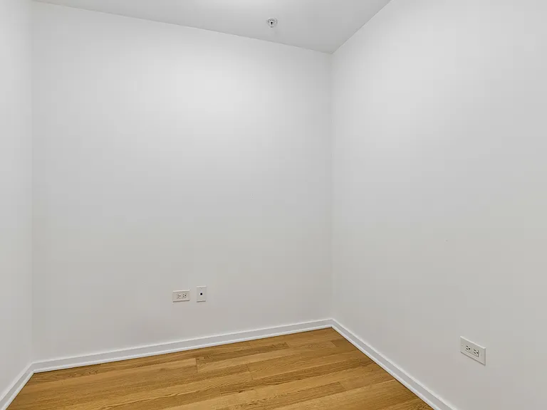 240 E Illinois St #1409 — Photo 14