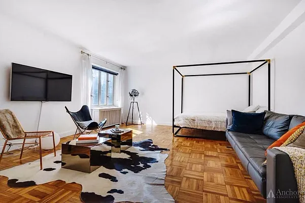 Rented by The Maestro Group | media 4