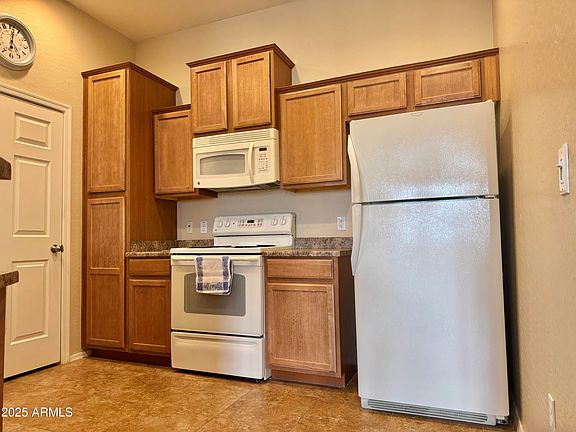 5th image of 14575 W MOUNTAIN VIEW Boulevard #11313