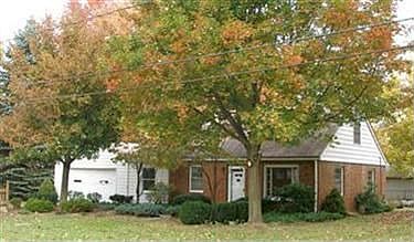 2nd image of 2853 Lynne Rd