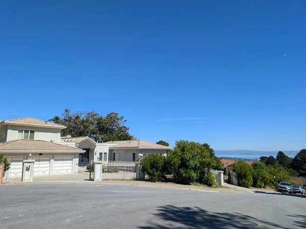 20 Silk Tree Pl, Hillsborough, CA 94010