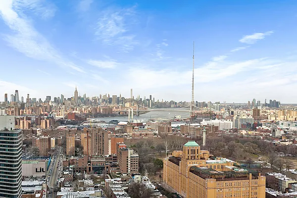 Sold by Compass | media 14