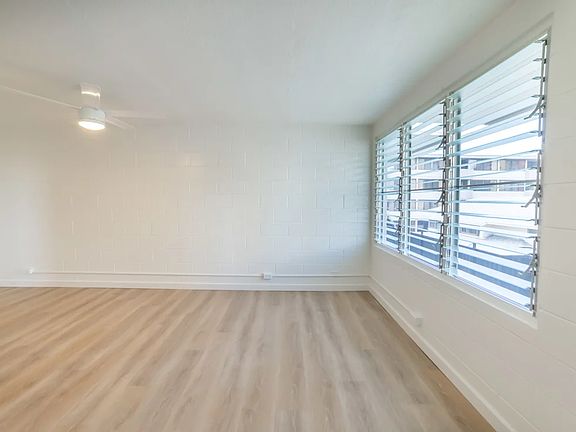 2nd image of 2612 Kapiolani Blvd #3