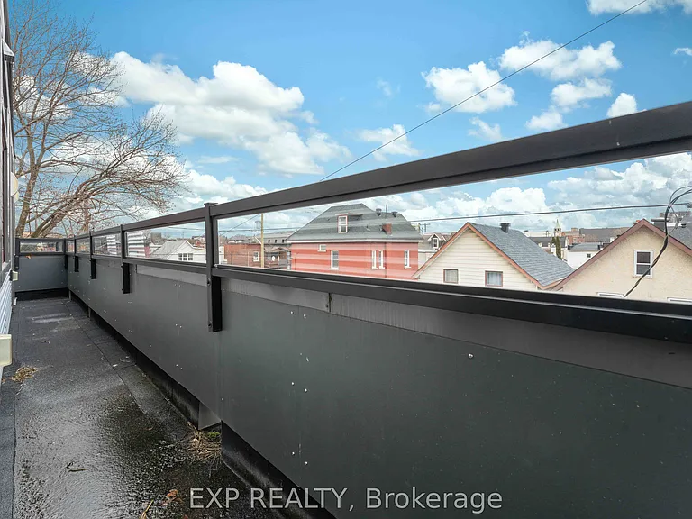 9 Anderson St — Photo 26