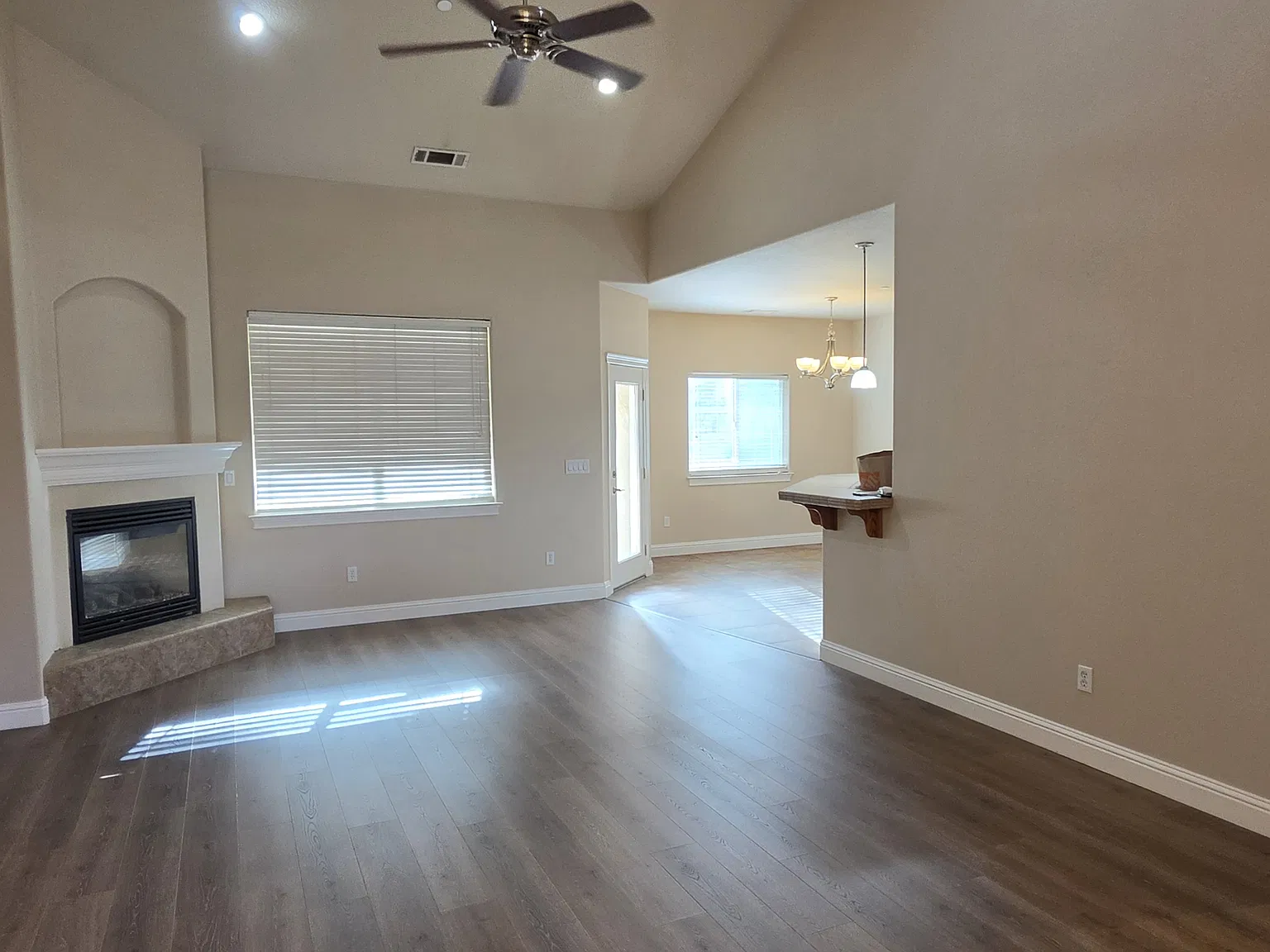 Dellwood Dr, Redding — Photo 3