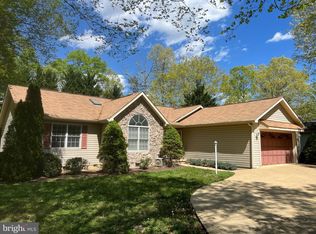 521 Mount Pleasant Dr, Locust Grove, VA 22508